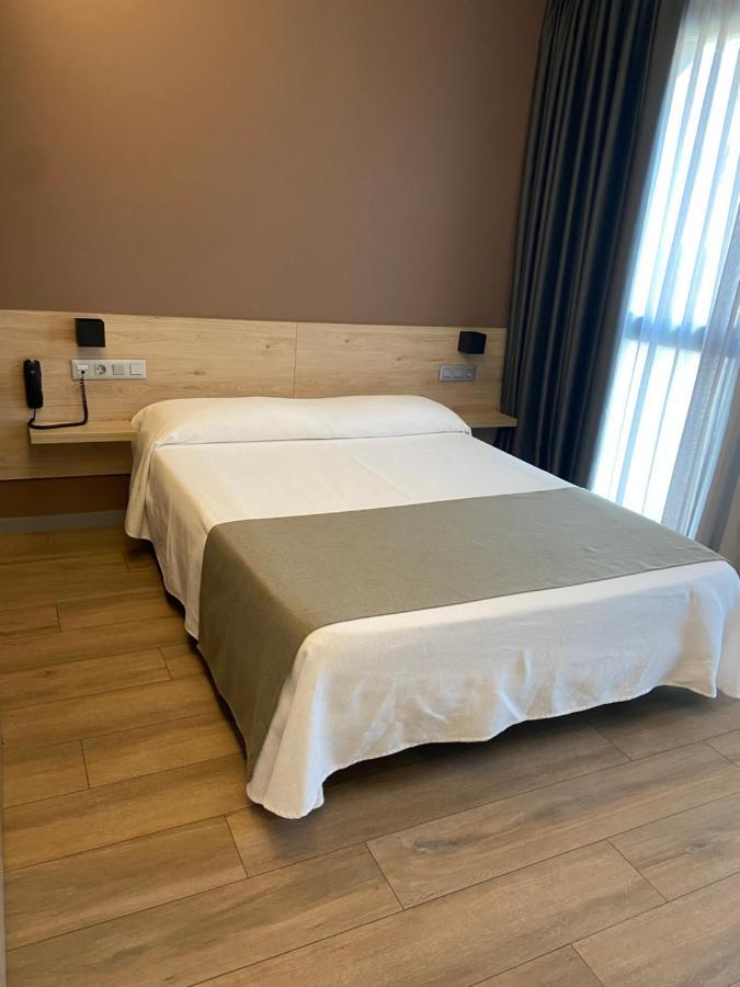 Hotel Mestral Perello El Perelló Eksteriør bilde